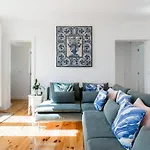 Alfama Terrace Best River And Historic City View Spacious And Charming Ground Floor 18Th Century Building