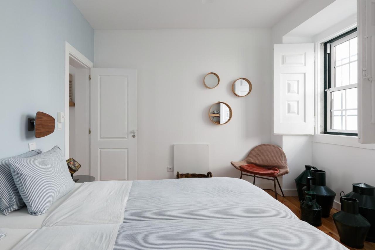 Alfama Terrace River And Historic View Spacious And Charming Ground Floor 18th Century Building * Lisboa